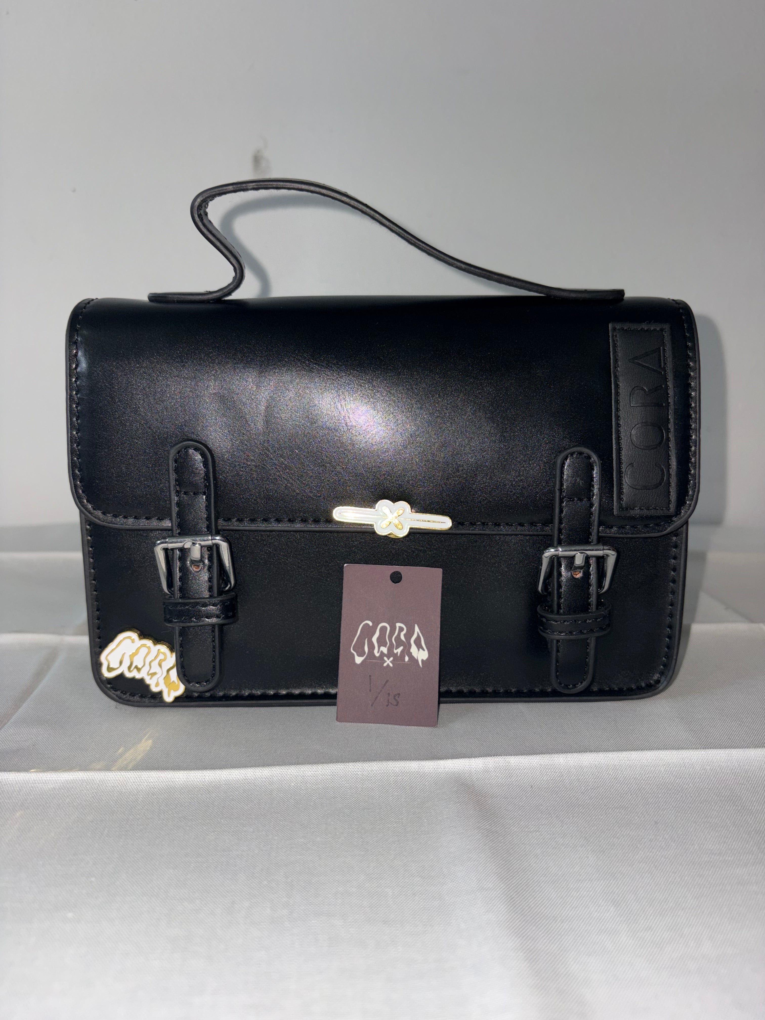 Everyday Essentials Bag — Shoulder Bag 1/15