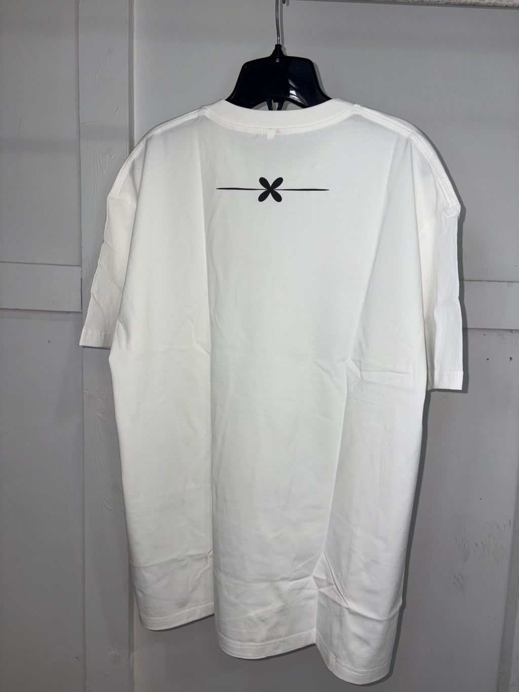 Estan Viendo Sketch Graphic Tee